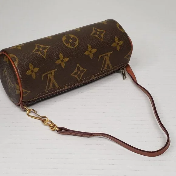 Louis Vuitton Mini Papillon Pouch  Monogram lux150-092625 - Picture 9 of 16